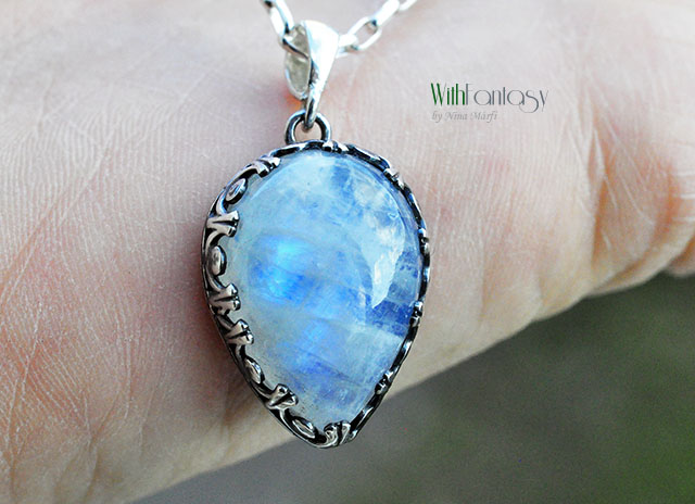 Holdkő csipkében - Image 3