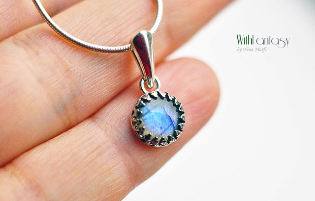 Fény morzsák medál