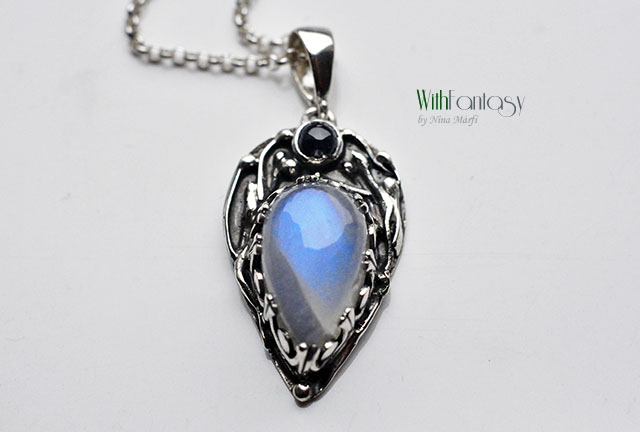 Noc w ogrodzie ( Kamień księżycowy i szafir) - obrazek 3