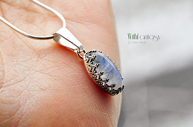 Royal holdkővel IV - Image 3