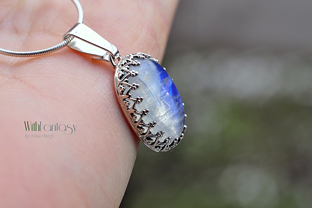 Royal holdkővel V - Image 2