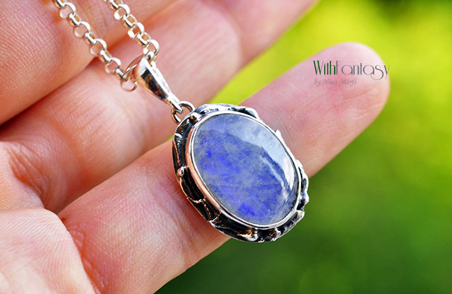 Éjszaka a kertben (holdkő)