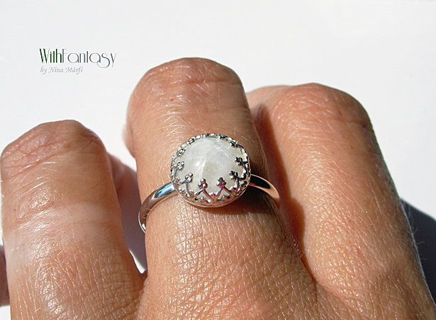 Royal holdkővel - Image 3