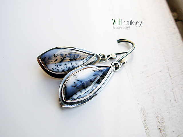 In the mist (earrings)