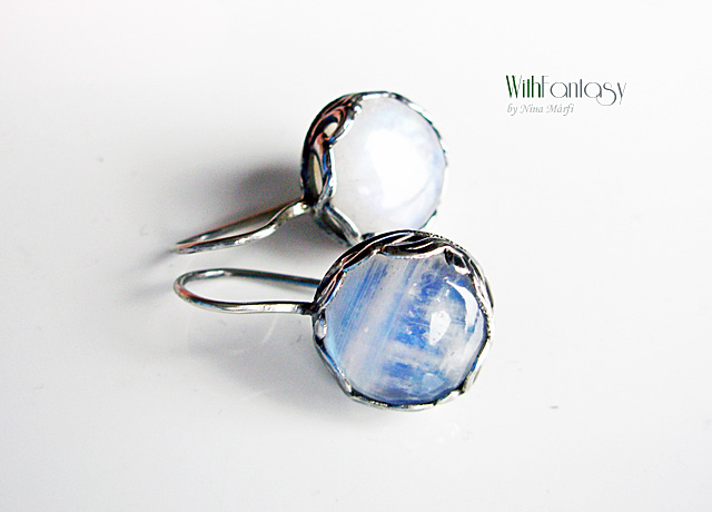 Moon In The ílace - Image 4