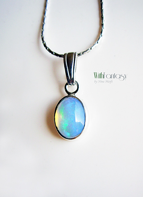 Opal pendant II