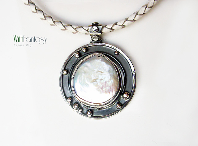 Amulet with a pearl - Image 3