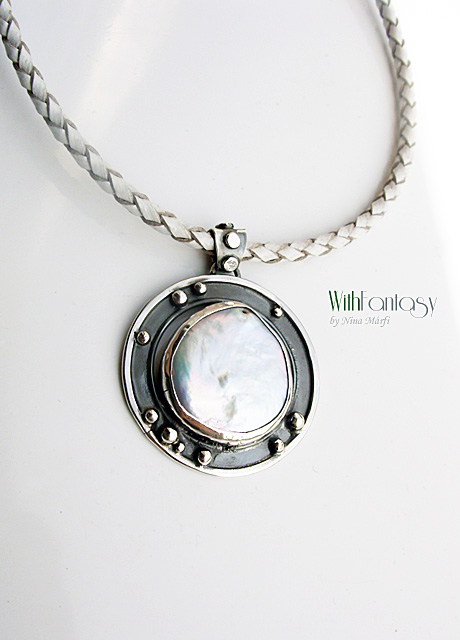 Amulet with a pearl - Image 9