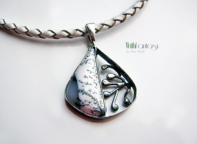 In the mist - Image 4