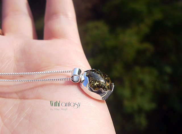 Minimalism with green amber - Image 4