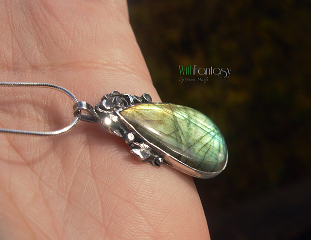 Night in the garden III (medál) - Image 3