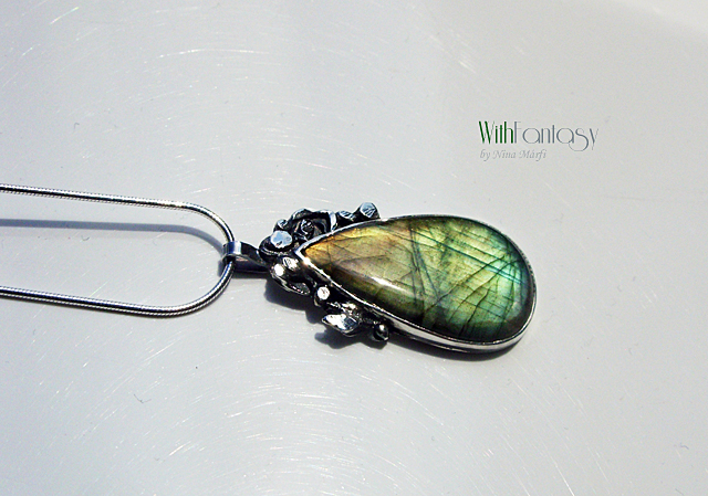 Night in the garden III (medál) - Image 6