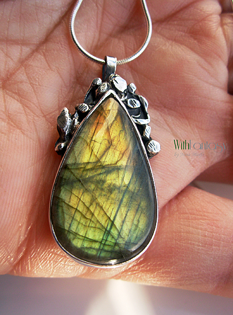 Night in the garden III (medál) - Image 2