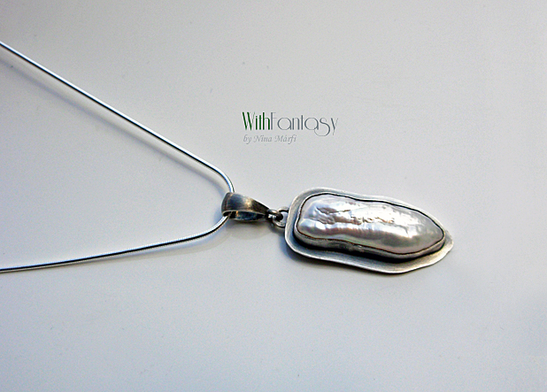 White pearl pendant - Image 5