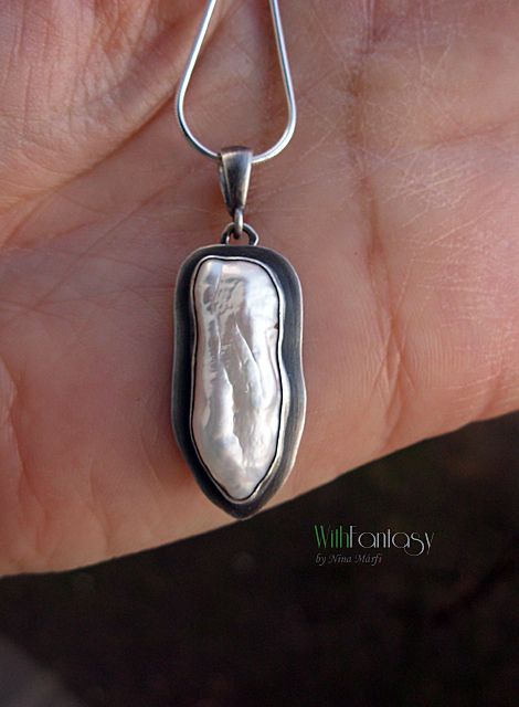 White pearl pendant - Image 3