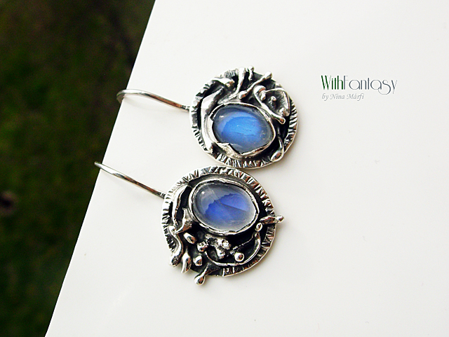 Night in the garden IX