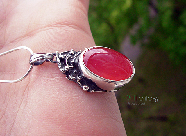 Night in the garden XI (medál) - Image 4