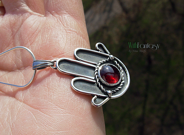 Hamza with garnet - Image 4