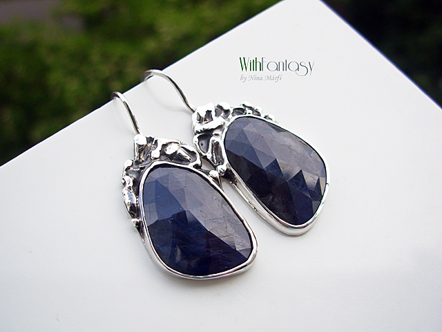 Night in the garden XIII (earrings)