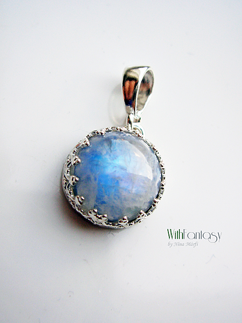 Moonstone pendant