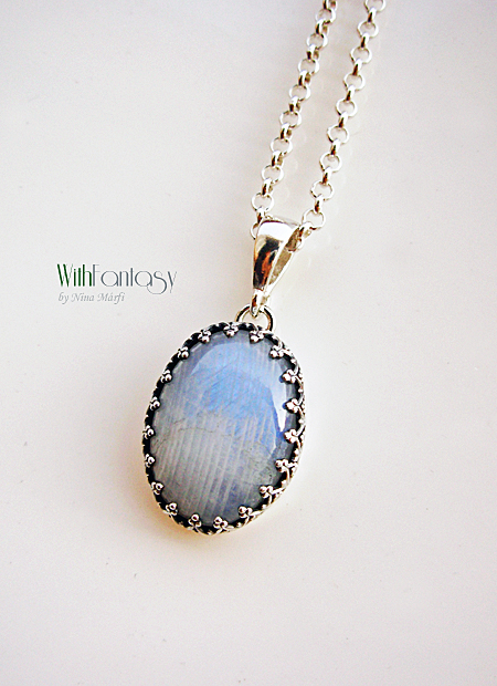 Royal holdkővel III - Image 5