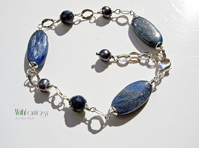 Blue Jeans (bracelet)