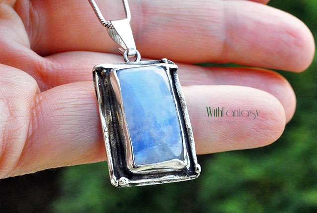 Tokio z kamieniem księżycowym - obrazek 10